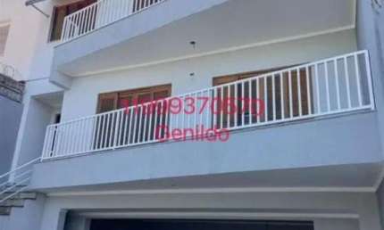SOBRADO NOVO COM 4 QUARTOS  SENDO SUITES 6 VAGAS PRÓXIMO DO METRO  VILA SONIA ACEITA PETFL55