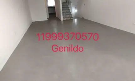 Sobrado em condomínio novo com 3 suites 6 vagas quintal com grama  deposito próximo do metro fl55