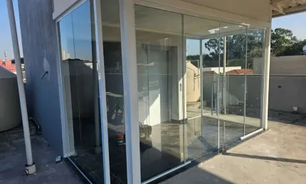 Casa comercial para alugar na Rua Salvador Risoleu, 96, Jardim Peri Peri, São Paulo