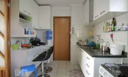 VENDA APARTAMENTO 1m² 03 QUARTOS 02 BANHEIROS E UMA VAGA DE GARAGEM - FL38