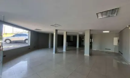 Sala Comercial  para alugar 240m² em Granja Viana - FL63