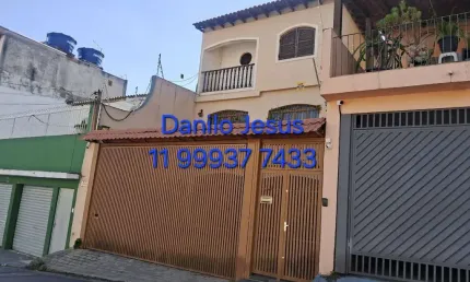 Sobrado com 3 dormitórios sendo uma suíte, 4 vagas. fl51