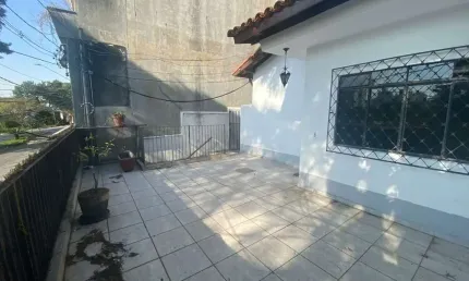 Sobrado com 2 quartos 2 vagas com Edícula no Butantã FL64
