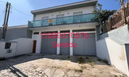 Galpão com 300m2 5 vagas uma casa com 3 quartos, edicula , 2 banheiros  próximo do metro  fl55