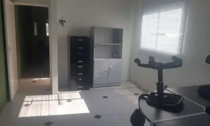 Casa com 3 Quartos e 2 banheiros para Alugar, 160 m² por R$ 4.500/Mês - FL59