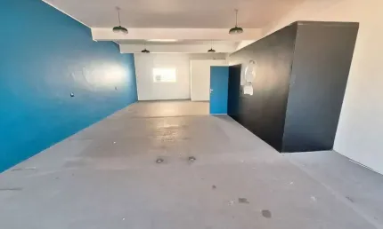 Sala comercial com 1 sala para alugar na Avenida Corifeu de Azevedo Marques, Vila Lageado, São Paulo