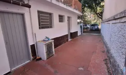 Casa com 2 quartos para alugar na Rua Professor Vicente Peixoto, 19, Vila Gomes, São Paulo