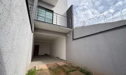 Casa em condomínio fechado com 3 quartos para alugar na Rua Amália de Oliveira Vargas, 2147483647, Cidade dos Bandeirantes, São Paulo