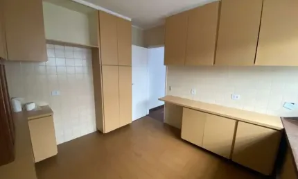 Sobrado com 3 quartos, 1 suíte,  edicula, 2 vagas no butantã. fl64