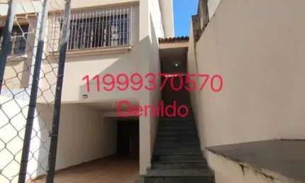 Sobrado com 3 quartos 1 suite 3 vagas quintal armários planejados edicula fácil acesso ao metro fl55