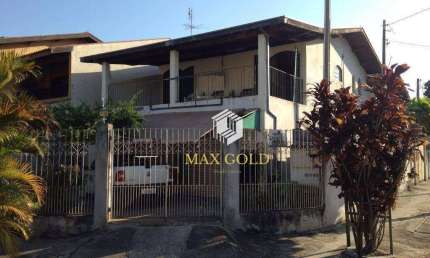 Casa com 4 dormitórios à venda, 278 m² por R$ 550.000,00 - Vila Jaboticabeira - Taubaté/SP