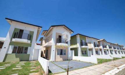 Casa com 3 dormitórios à venda, 107 m² por R$ 435.000,00 - Vila São Geraldo - Taubaté/SP