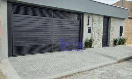 Excelente Residência com Área Gourmet e Garagem Coberta!