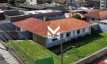 (LOCAÇÃO) Imóvel Comercial com 5 quartos e amplo terreno na Vila Estrela