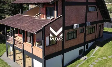 Chácara com 2 Casas semimobiliada e Piscina no Contorno