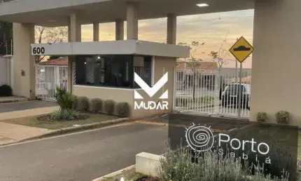 (locação) casa de 02 quartos e 2 vagas – condomínio porto sabiá