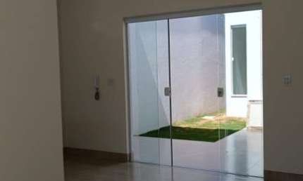 Casa para Venda em Uberlândia, Granada, 2 dormitórios, 1 suíte, 2 banheiros, 1 vaga