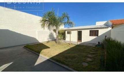 Casa com 3 quartos à venda na Vila Brasil, Pirassununga 