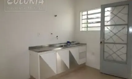 Casa com 1 quarto para alugar na Vila Camilópolis, Santo André 