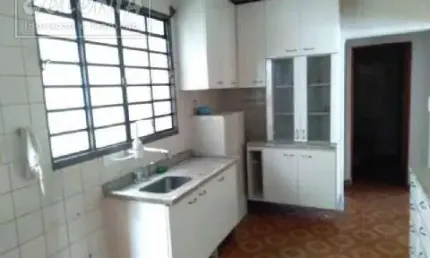 Casa com 2 quartos para alugar na Vila Metalúrgica, Santo André 