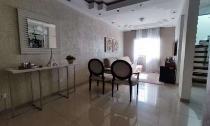 Casa com 3 quartos à venda no Km 18, Osasco 