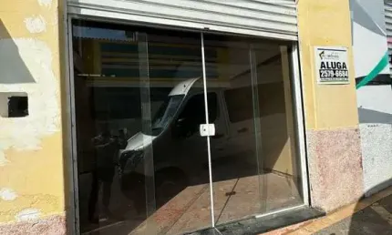 Excelente Salão Bem Localizado - 70m² por R$ 2.500/mês + R$ 50 IPTU'