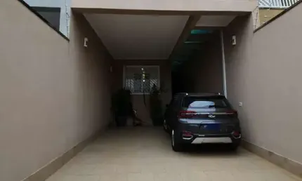 Sobrado À Venda - Santa Teresinha - 3 quartos, 3 suítes, 4 vagas em 170m²