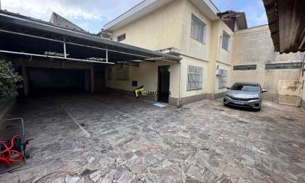 Sobrado Amplo para Locação – Residencial ou Comercial