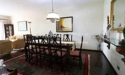 Agradável e espaçoso apartamento no Brooklin com 179 m2 em EXCELENTE LOCALIZAÇÃO