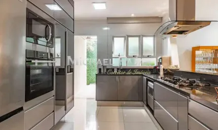 Casa tipo para venda com 5 quartos, sendo 2 suítes - Michael Pajak (11) 99996 - 4550