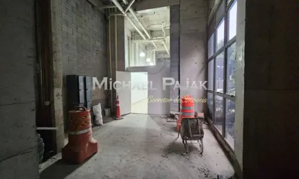 Loja de rua para venda - Michael Pajak (11) 99996-4550