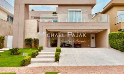 Casa em Condomínio em Alphaville com 4 suítes - Michael Pajak (11) 99996 - 4550