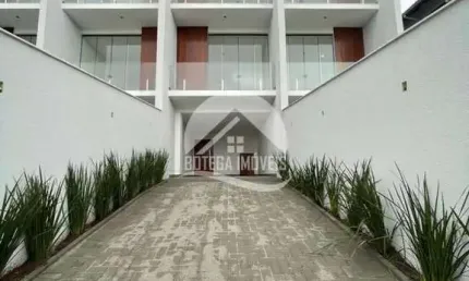 Casa com 3 quartos à venda na Rua Inconfidentes, Bom Retiro, Joinville