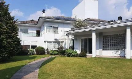 Casa 4 dormitórios à venda Interlagos Caxias do Sul/RS
