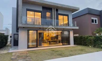 Casa em Condomínio 4 dormitórios à venda Maristela Xangri-Lá/RS
