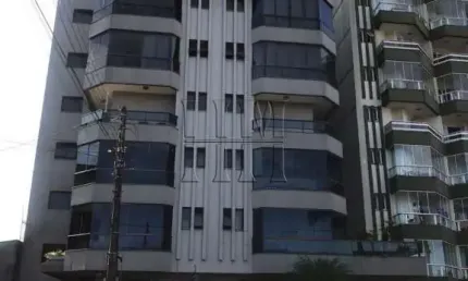 Cobertura 3 Quartos com 3 Suítes e 243m² - Rio Branco
