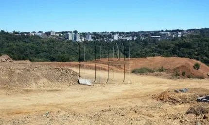 Terreno à venda na Rua Rosa Bisol Bonatto, 1, Zorzi, Caxias do Sul