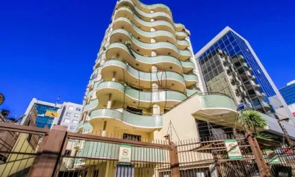 Apartamento 3 Quartos com 2 Suítes e 254m² - São Pelegrino