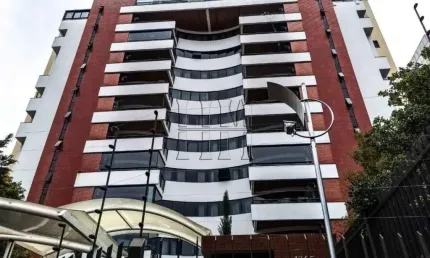 Apartamento 3 quartos com 3 suítes e 195m² - exposição