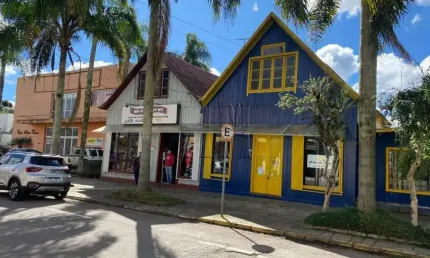 Terreno à venda na Avenida Rio Branco, 1, Ana Rech, Caxias do Sul