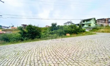 Terreno à venda na Rua Ângelo Francisco Guerra, 1, Sanvitto, Caxias do Sul