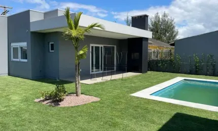 Casa com 3 quartos à venda na Rua Juvelino Pacheco Dos Santos, 1, Balneário São Pedro, Arroio do Sal