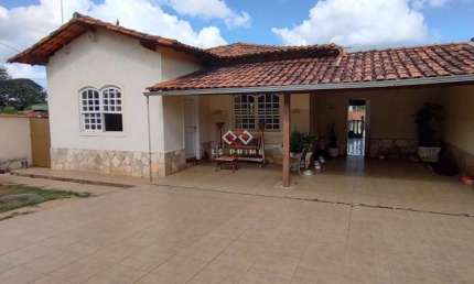 Casa com 4 quartos à venda na Espí­rito Santo, 180, Joá, Lagoa Santa por R$ 895.000