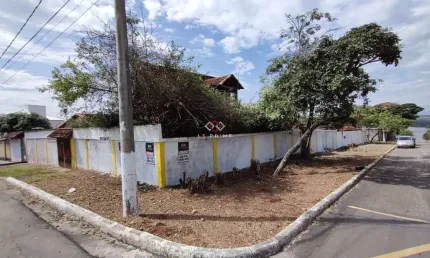 Terreno à venda na Portugal, 1, Lundcéia, Lagoa Santa por R$ 820.000
