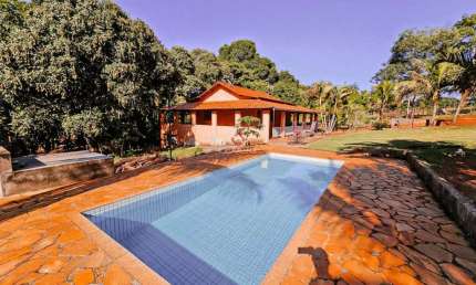Casa em condomínio fechado com 4 quartos à venda na Olavo Bilac, 360, Condomínio Morada do Lago, Jaboticatubas por R$ 900.000