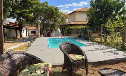 Casa em condomínio fechado com 4 quartos à venda na Tom Jobim, 225, Condomínio Morada do Lago, Jaboticatubas por R$ 550.000