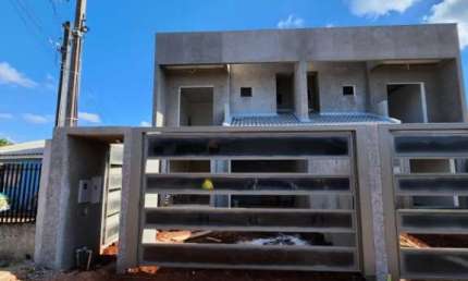 Casas/Sobrados | Sobrados, Jardim Veneza em Cascavel/PR