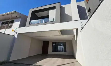 Casas/Sobrados | Sobrados, Maria Luiza em Cascavel/PR