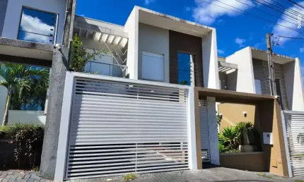 Casas/Sobrados | Sobrados, Porto Seguro em Cascavel/PR