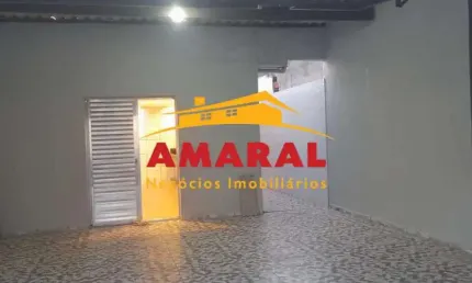 Casa com 2 quartos à venda na Rua Ailton Simões de Oliveira, Jardim São Bernardino, Suzano, 153 m2 por R$ 260.000